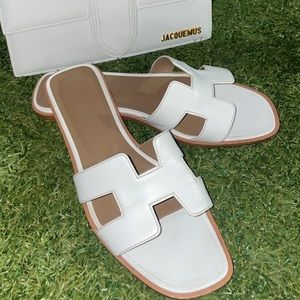 ❌SOLD!!❌ White leather Hermes Oran sandals